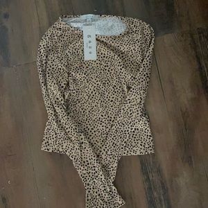 Gaze Long Sleeve Leopard Print Top
